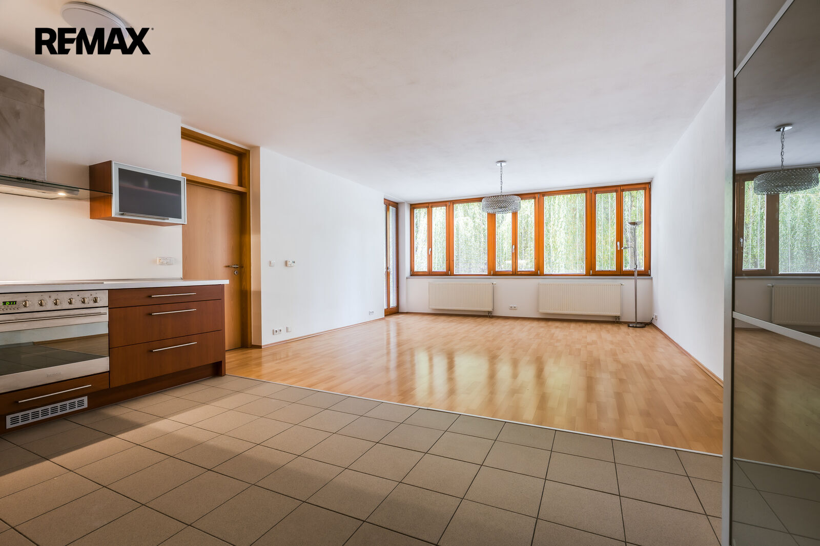Pronájem bytu 2+kk, 69 m2, Praha