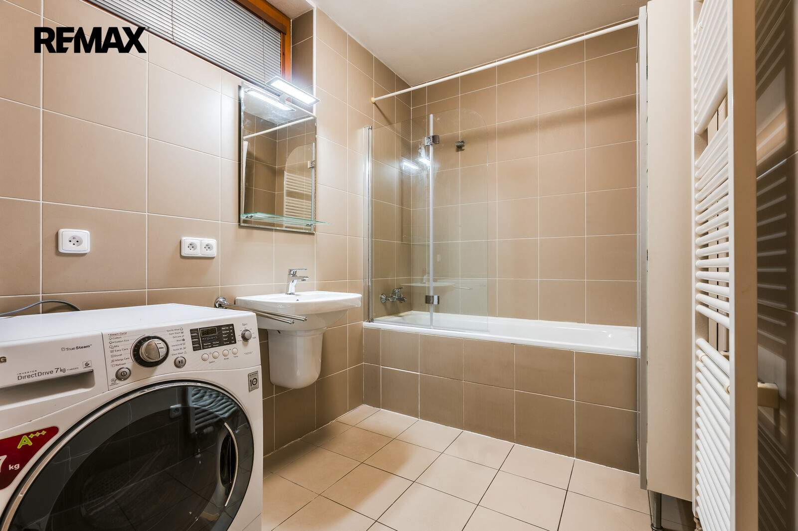 Pronájem bytu 2+kk, 69 m2, Praha