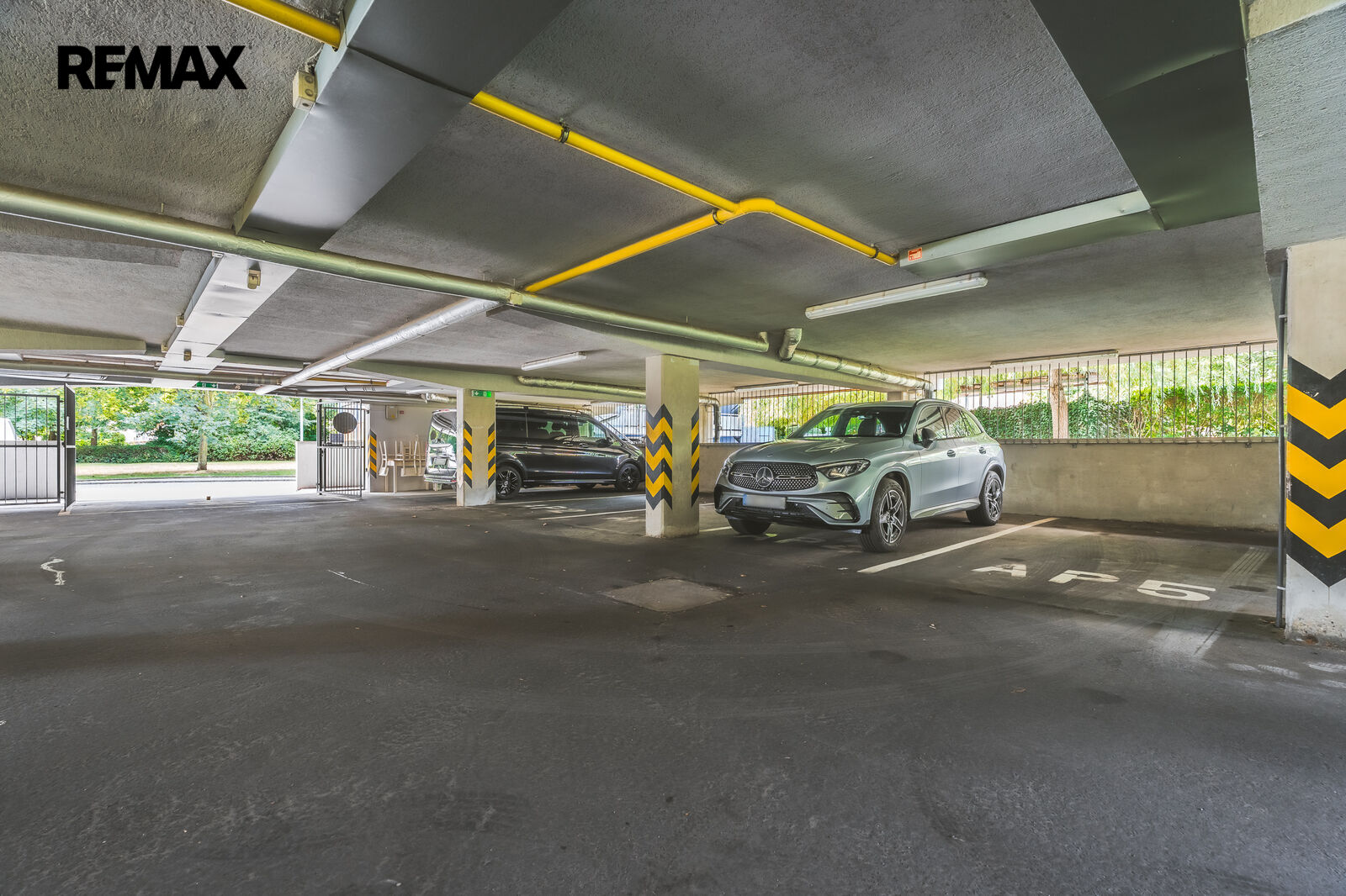 Pronájem bytu 2+kk, 69 m2, Praha