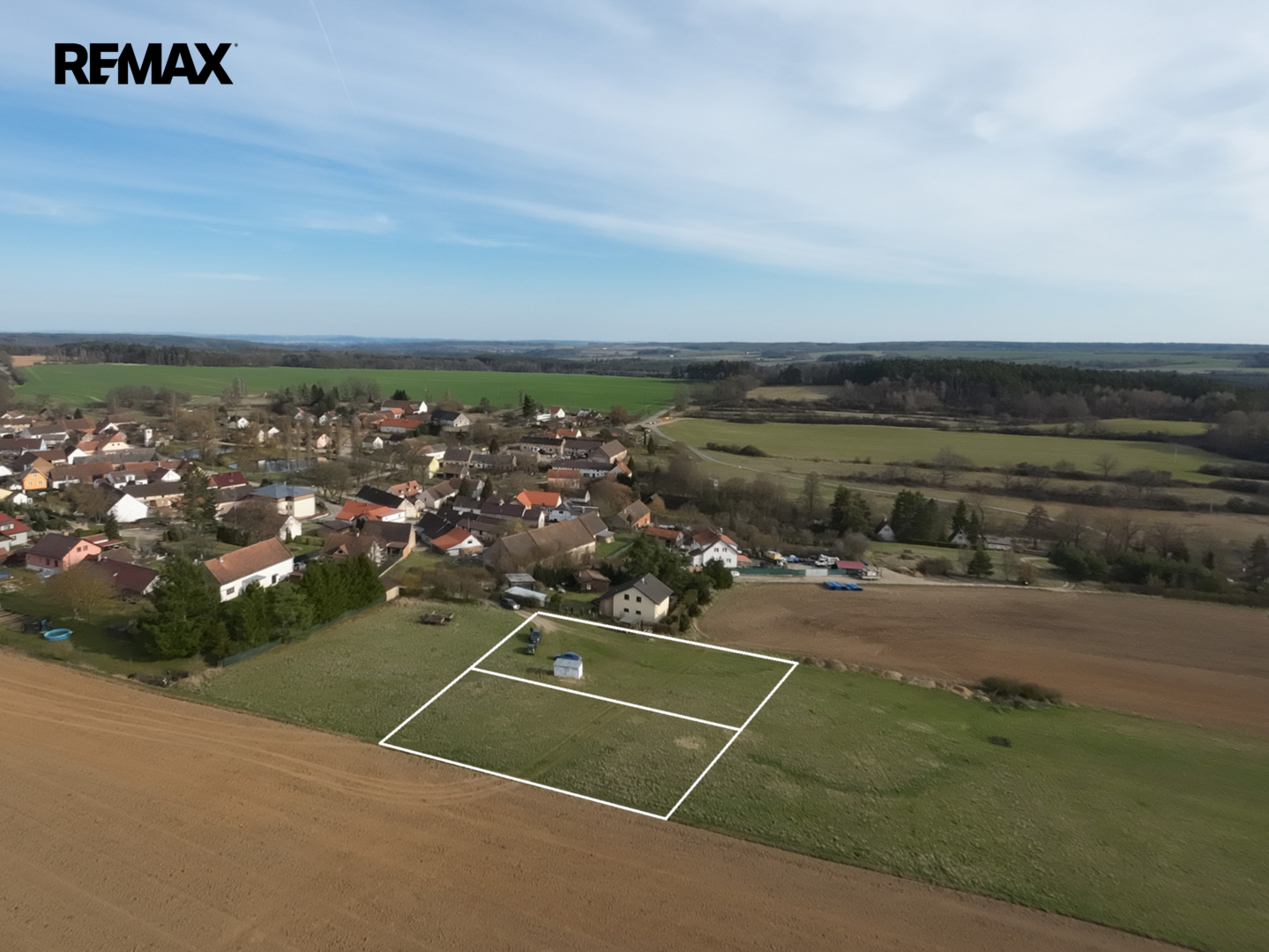 Prodej pozemku, 1250 m2, Čerňovice