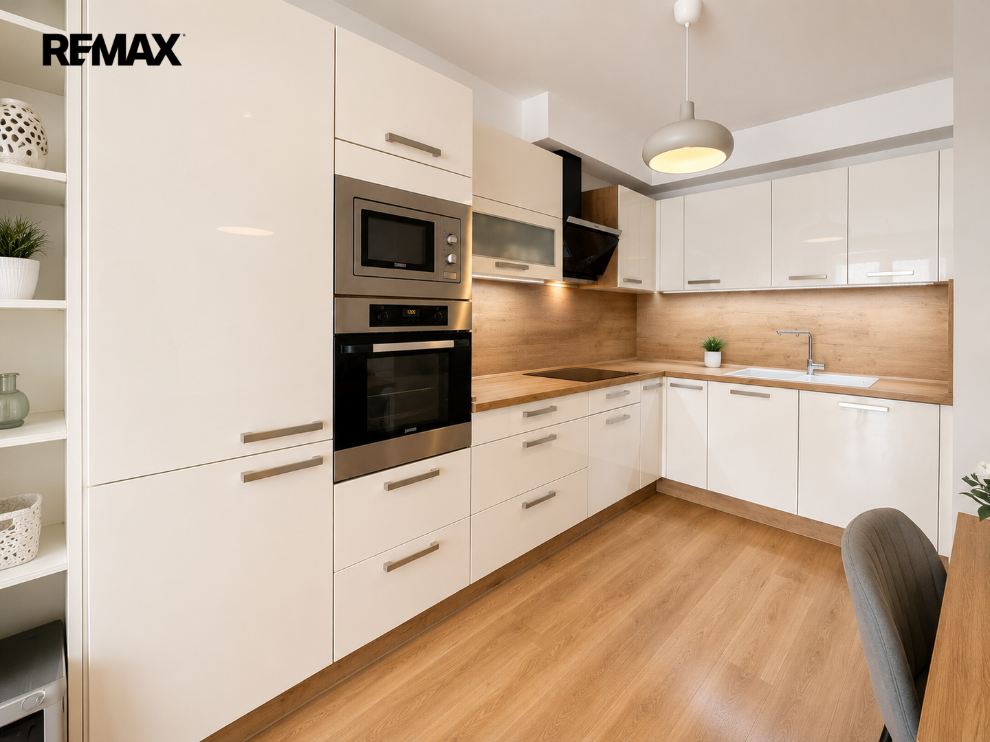 Prodej bytu 3+kk, 74 m2, Praha