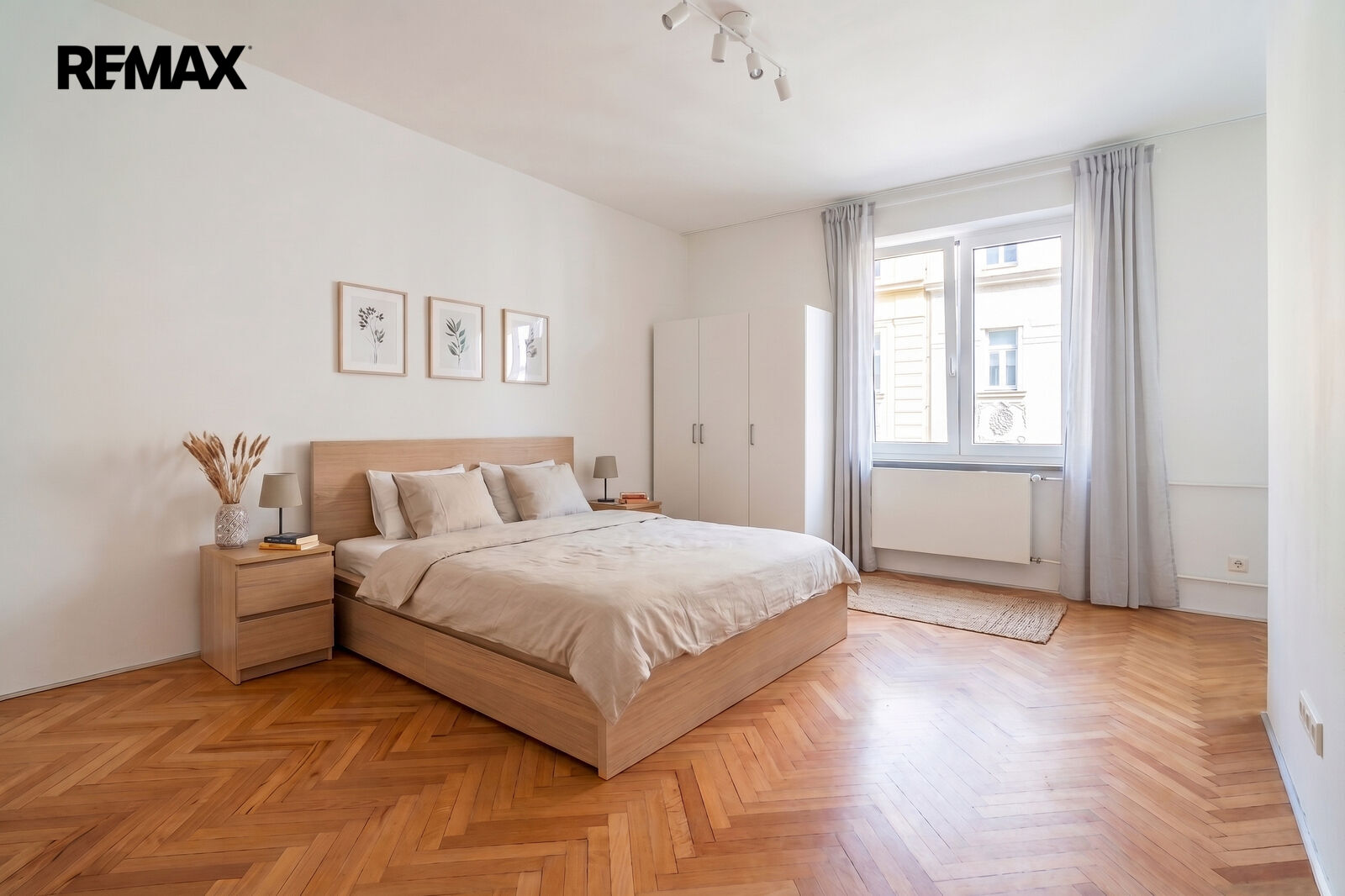 Pronájem bytu 2+kk, 48,2 m2, Praha
