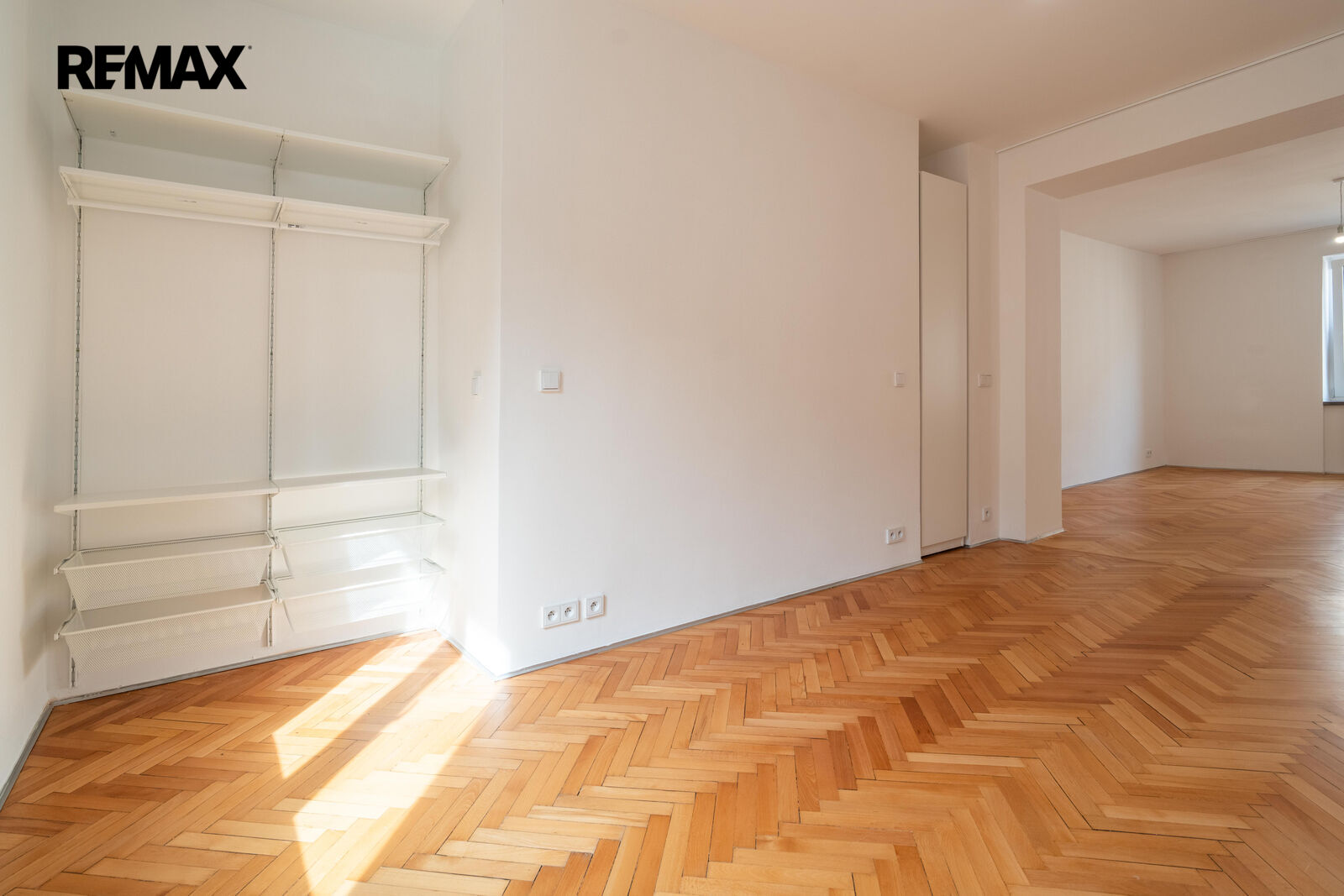 Pronájem bytu 2+kk, 48,2 m2, Praha
