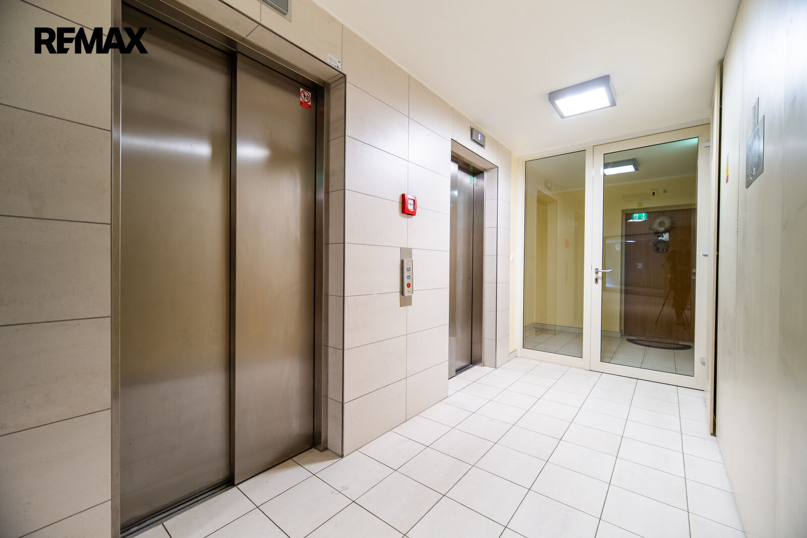 Pronájem bytu 1+kk, 44 m2, Praha