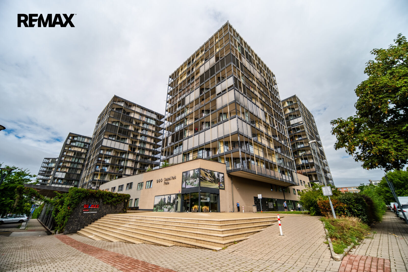 Pronájem bytu 1+kk, 44 m2, Praha