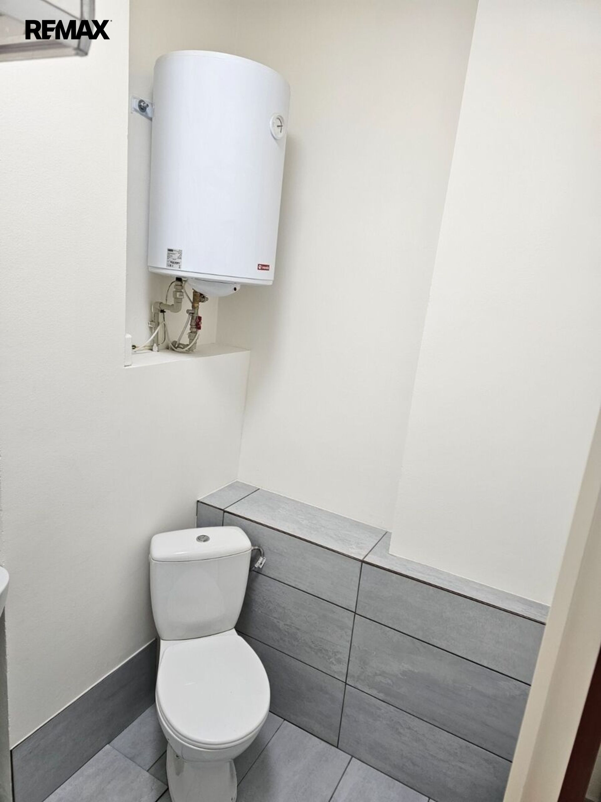 Prodej obchodního prostoru, 50 m2, Praha