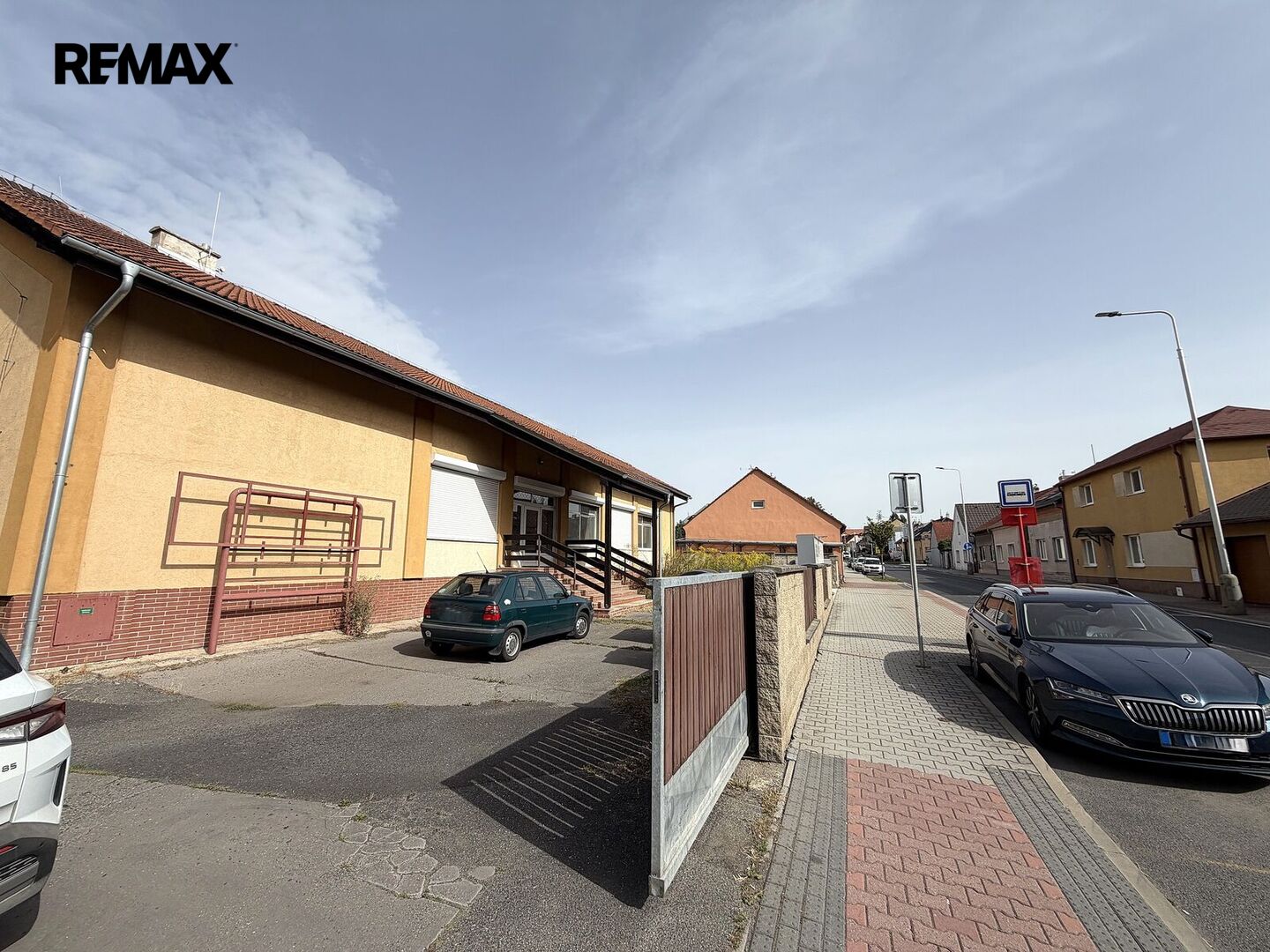 Pronájem komerčního objektu, 415 m2, Kladno