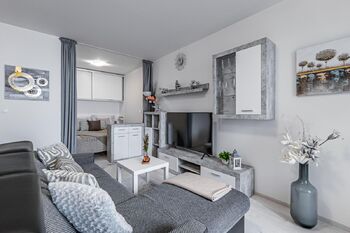 Prodej bytu 1+kk v osobním vlastnictví, 48 m2, Praha 9 - Letňany