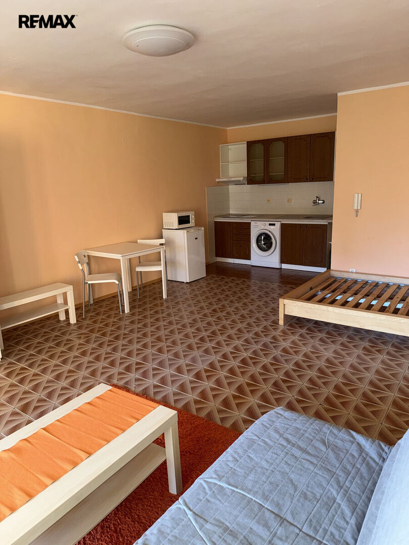 Pronájem bytu 1+kk v osobním vlastnictví, 35 m2, Praha 9 - Újezd nad Lesy