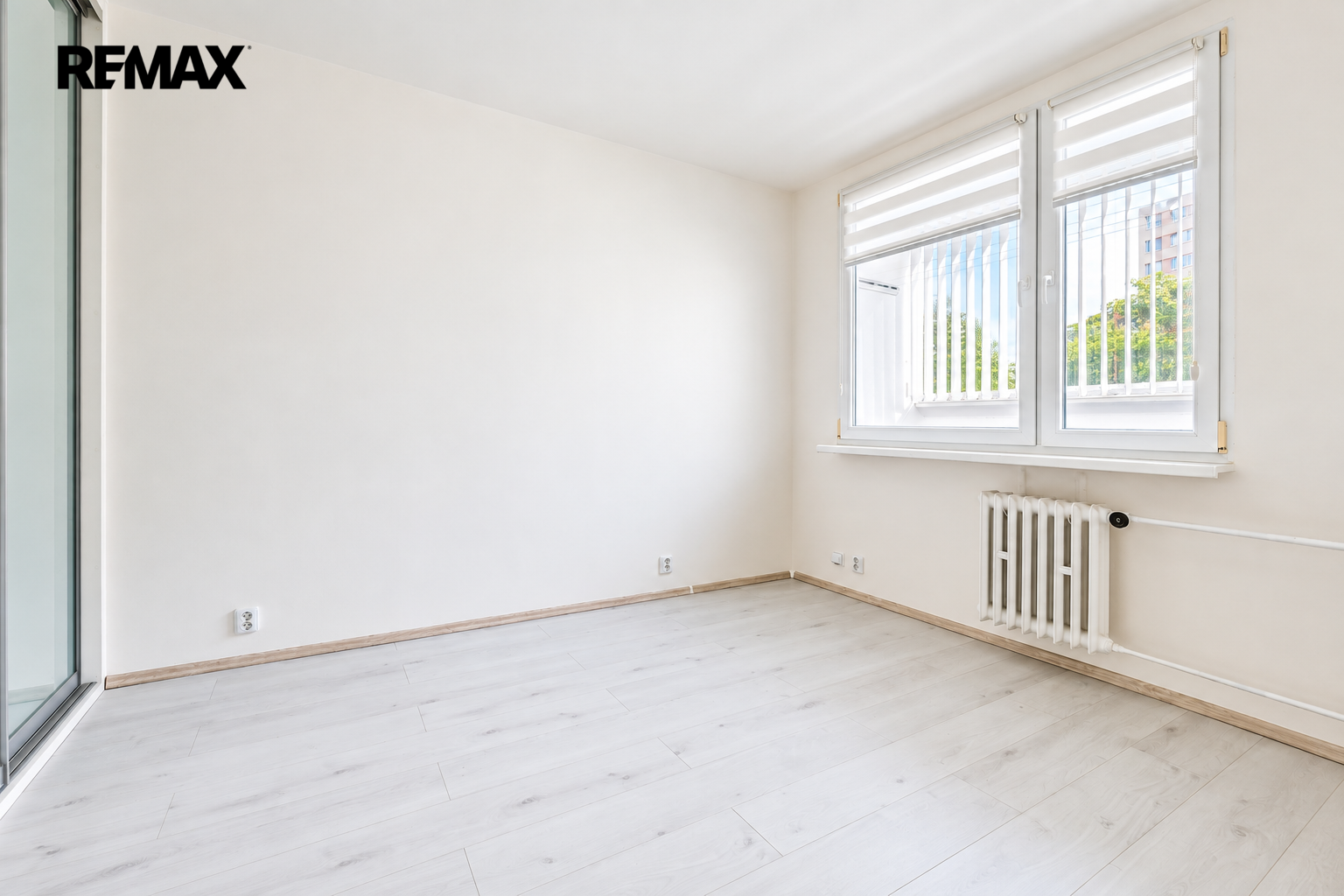Prodej bytu 1+1, 36 m2, Praha