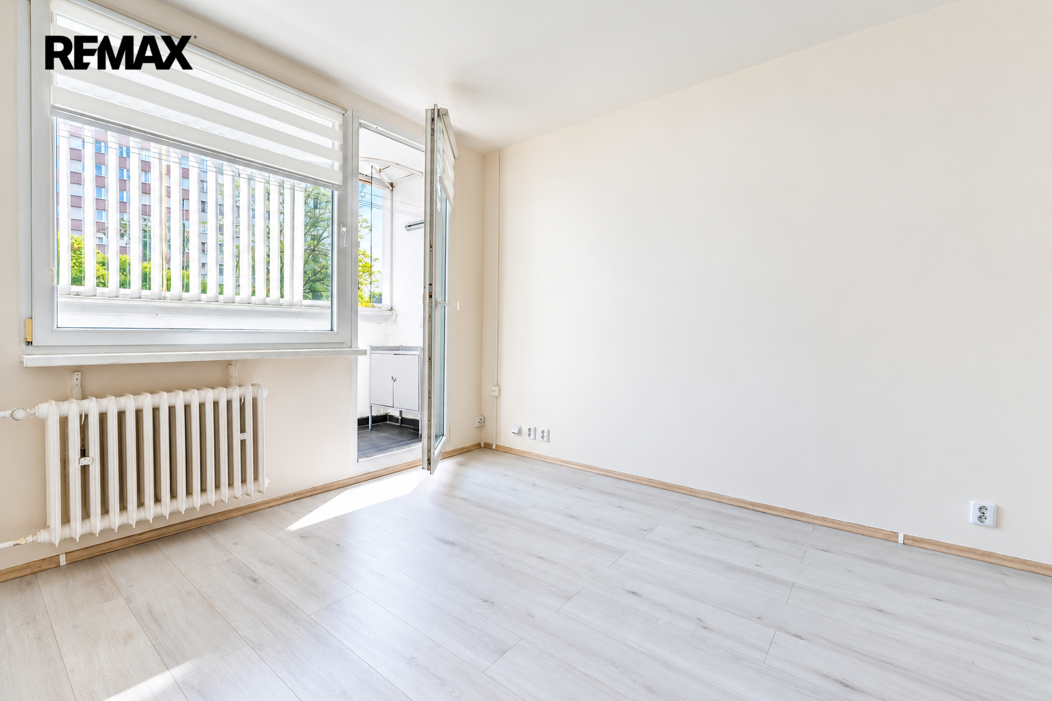Prodej bytu 1+1, 36 m2, Praha