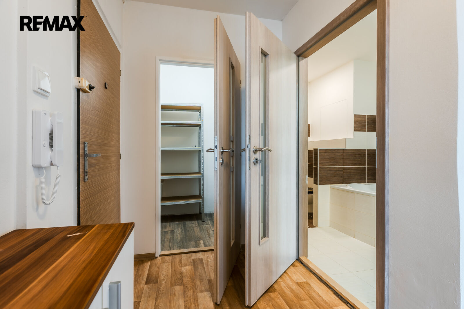 Pronájem bytu 3+kk, 63 m2, Praha