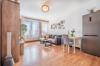 Pronájem bytu 2+kk v osobním vlastnictví, 56 m2, Slaný