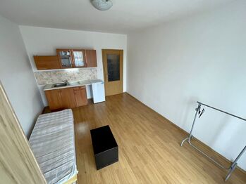Pronájem bytu 1+kk v osobním vlastnictví, 26 m2, Brno