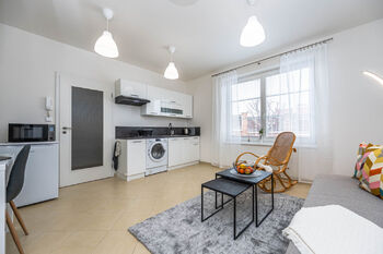 Pronájem bytu 1+kk v osobním vlastnictví, 24 m2, Praha 5 - Stodůlky