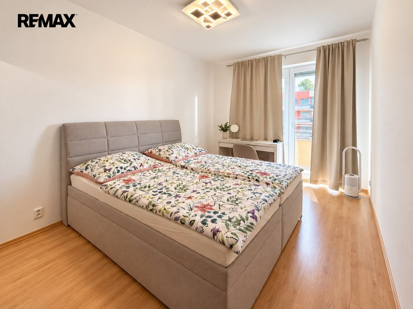 Pronájem bytu 2+kk, 63 m2, Praha