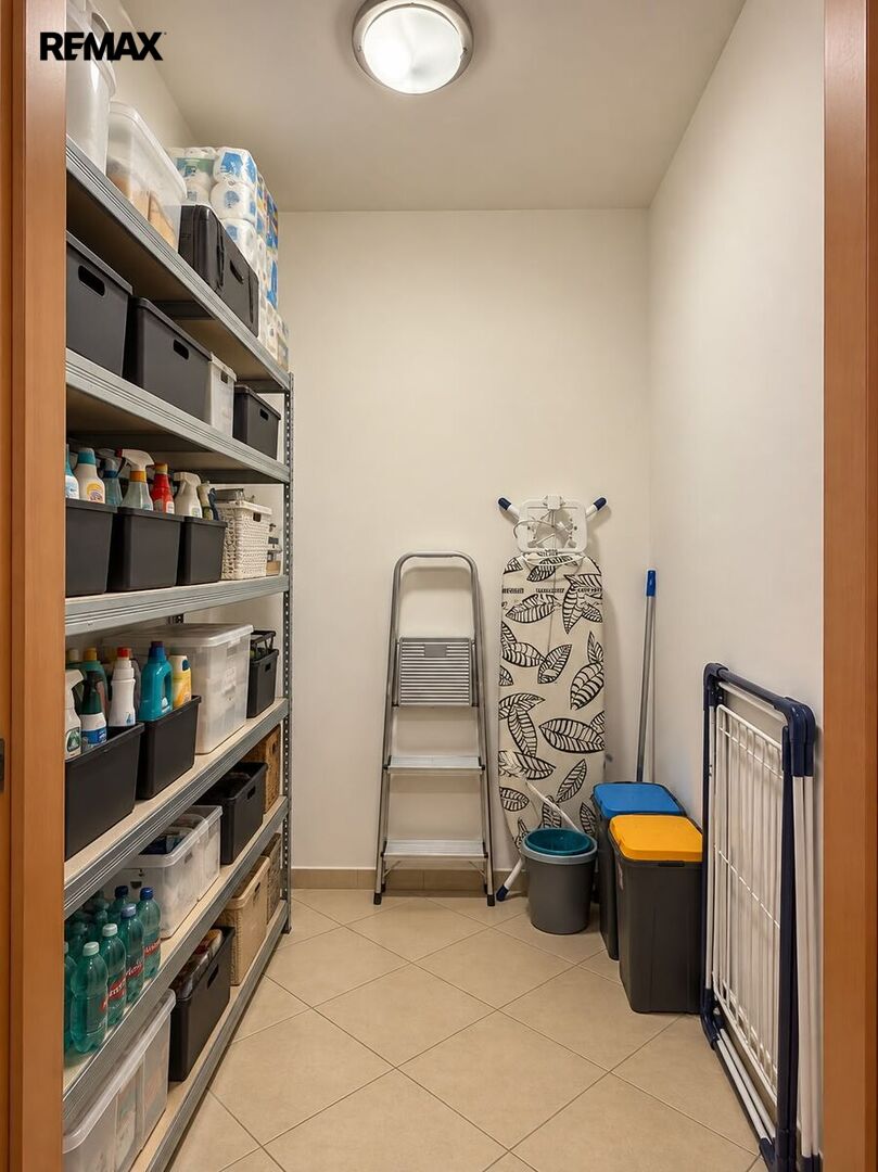 Pronájem bytu 2+kk, 63 m2, Praha