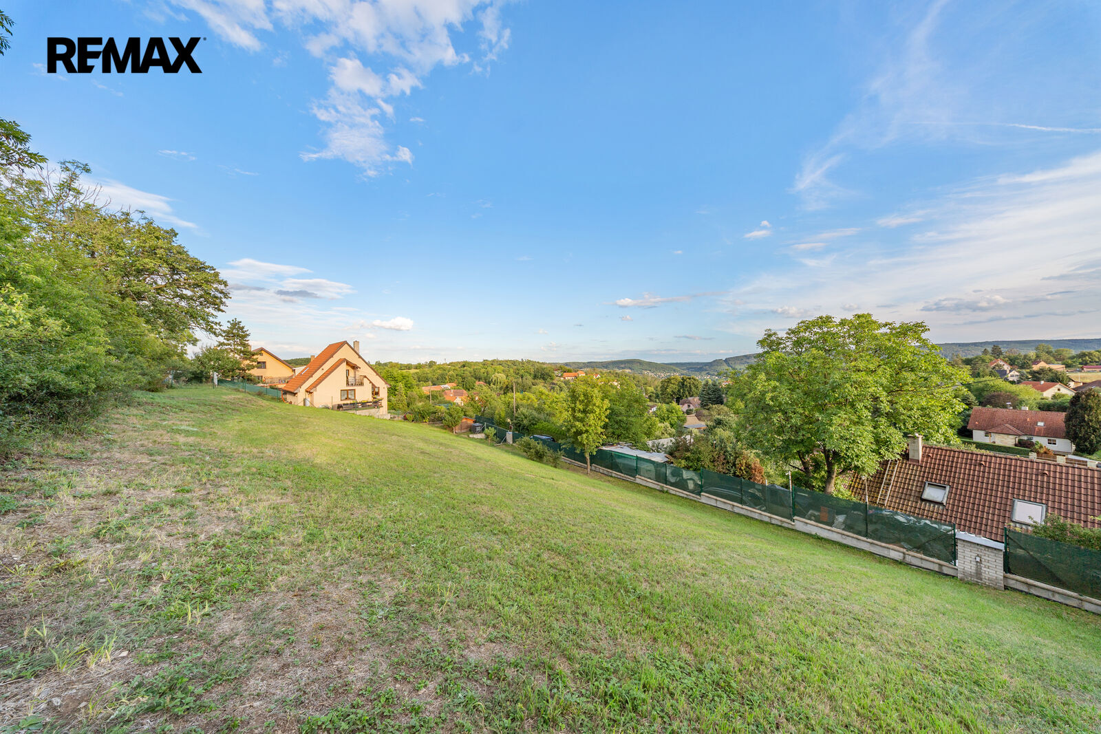 Prodej pozemku pro bydlení, 650 m2, Vonoklasy