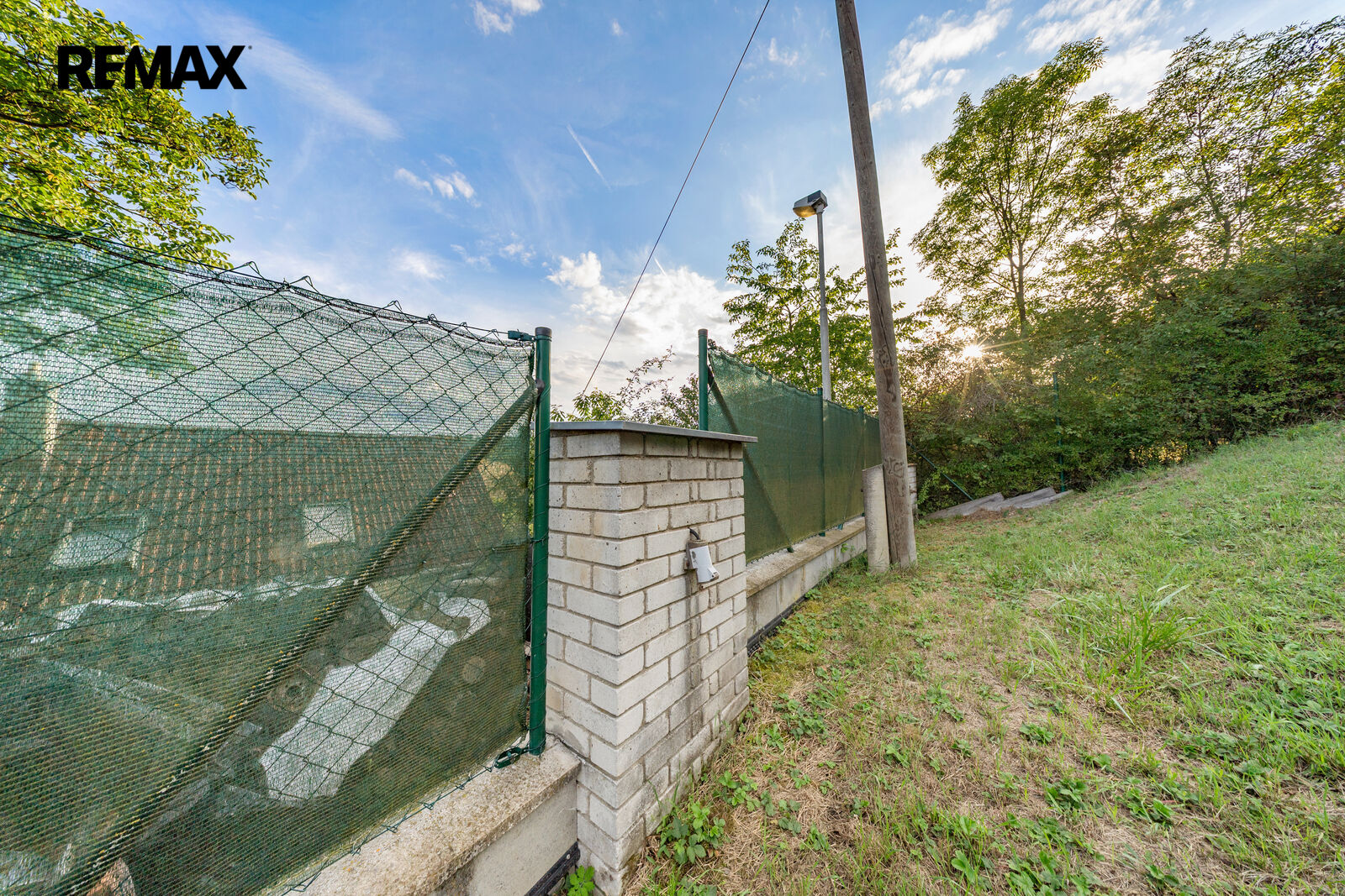 Prodej pozemku pro bydlení, 650 m2, Vonoklasy