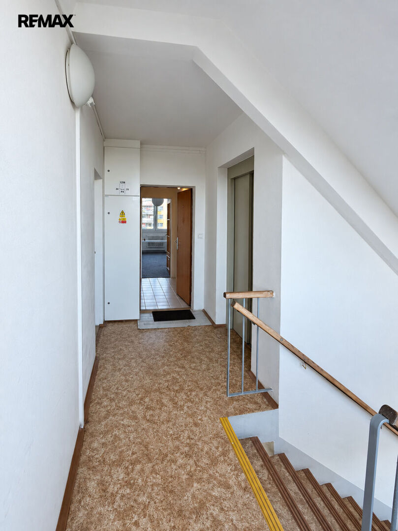 Pronájem bytu 2+kk, 62,5 m2, Praha