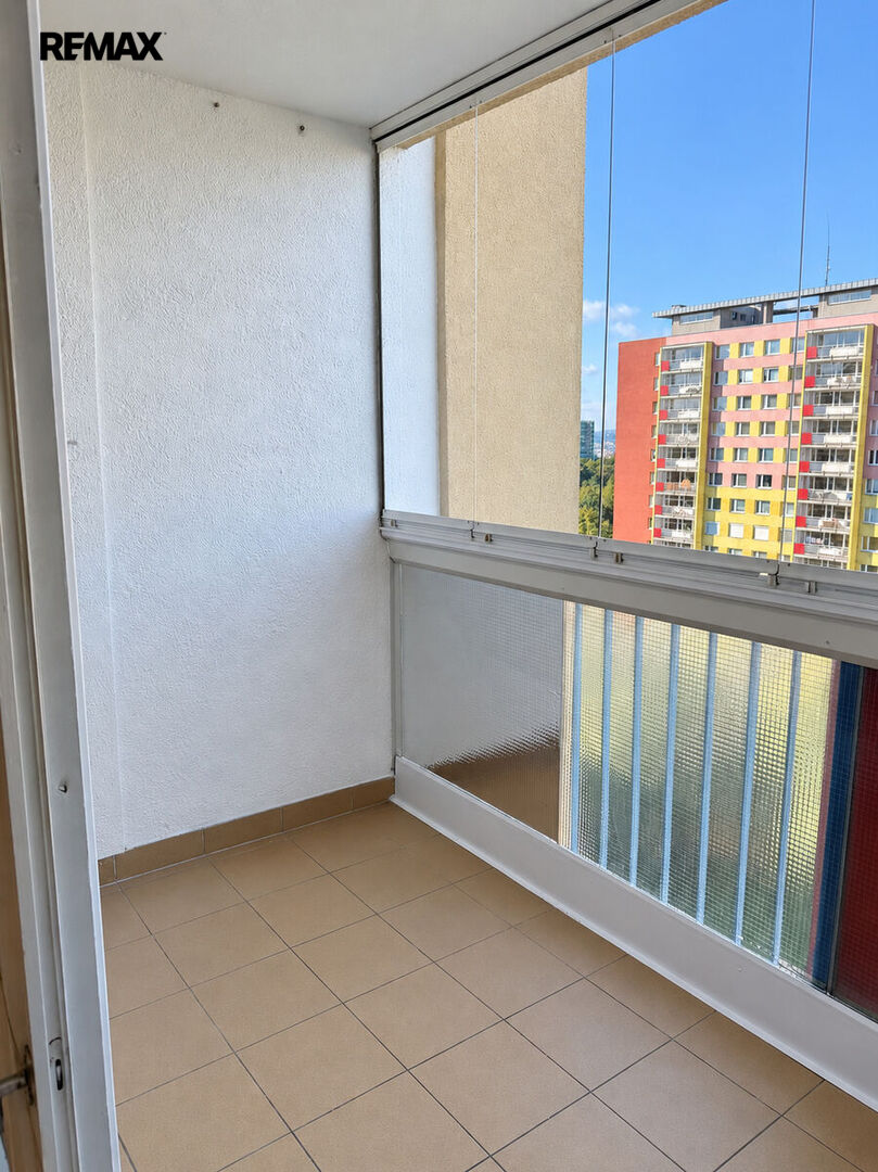 Pronájem bytu 2+kk, 62,5 m2, Praha