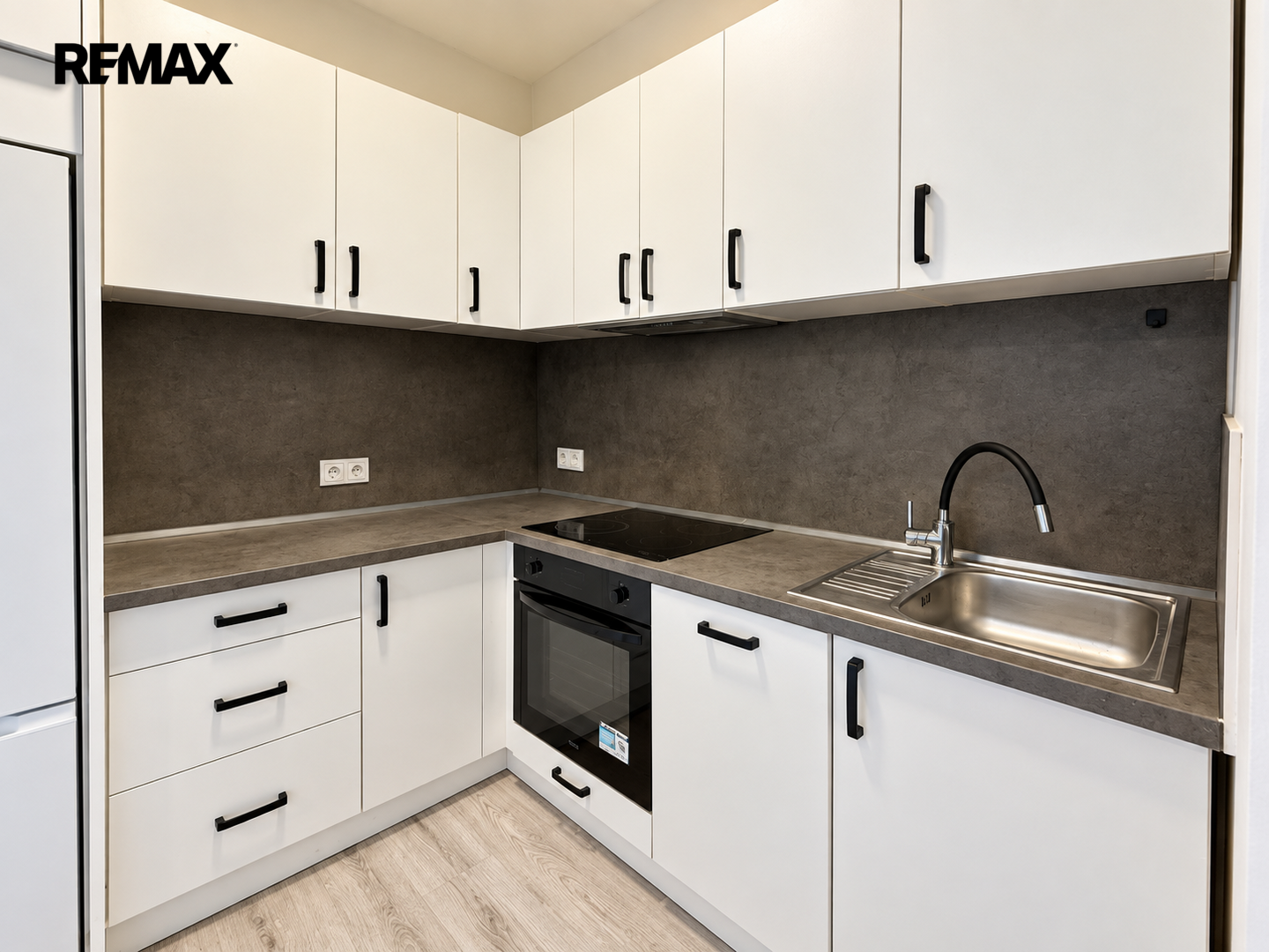 Prodej bytu 2+kk, 54 m2, Praha