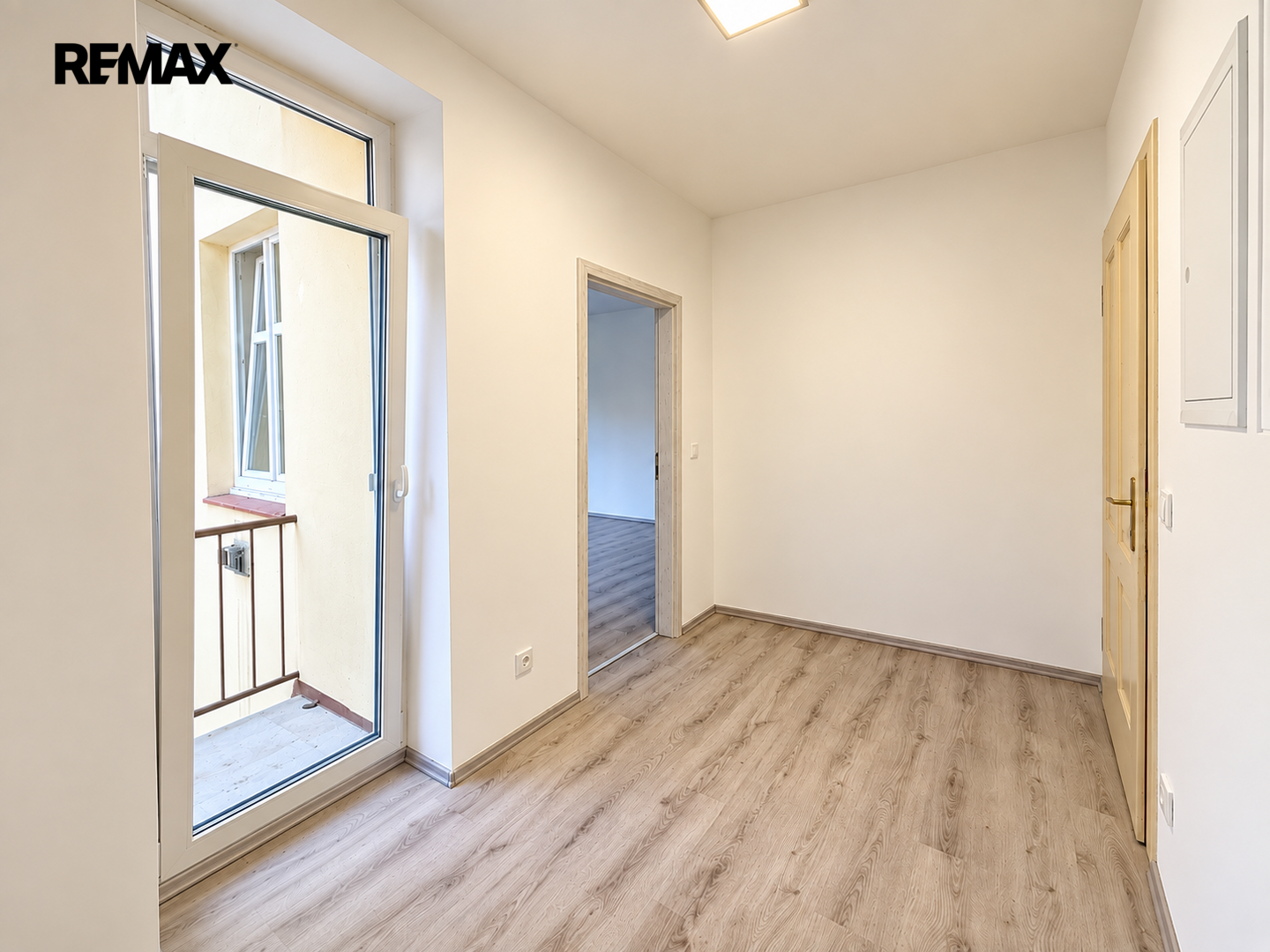 Prodej bytu 2+kk, 54 m2, Praha