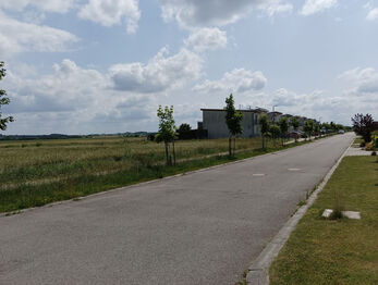 Prodej pozemku, 752 m2, Horoušany