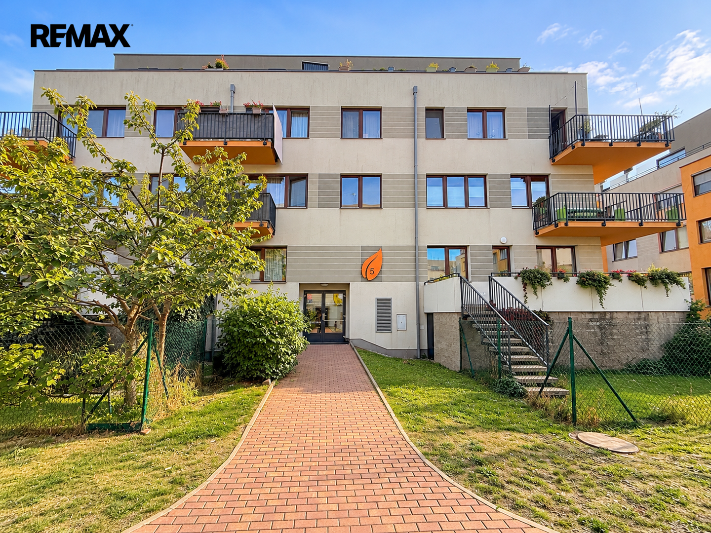 Pronájem bytu 3+kk, 82 m2, Praha