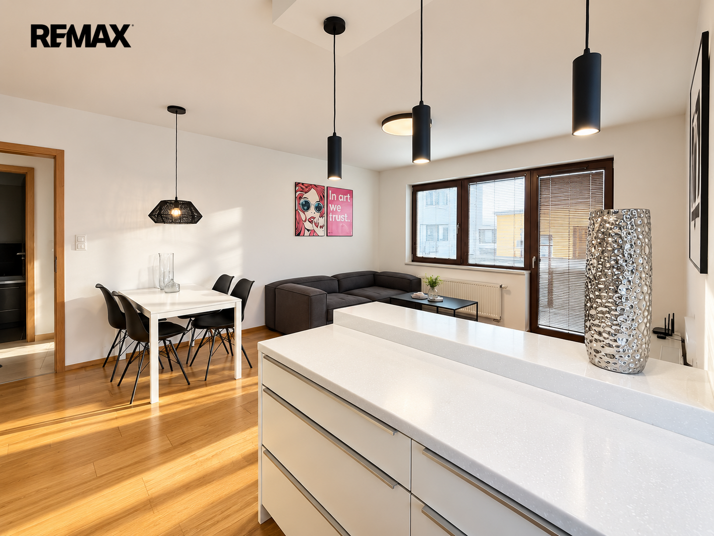 Pronájem bytu 3+kk, 82 m2, Praha