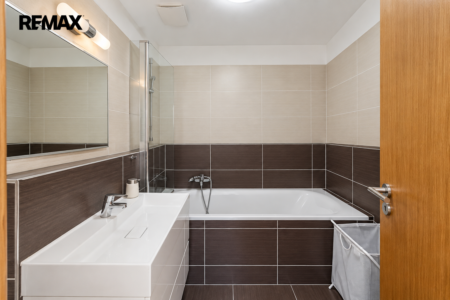 Pronájem bytu 3+kk, 82 m2, Praha