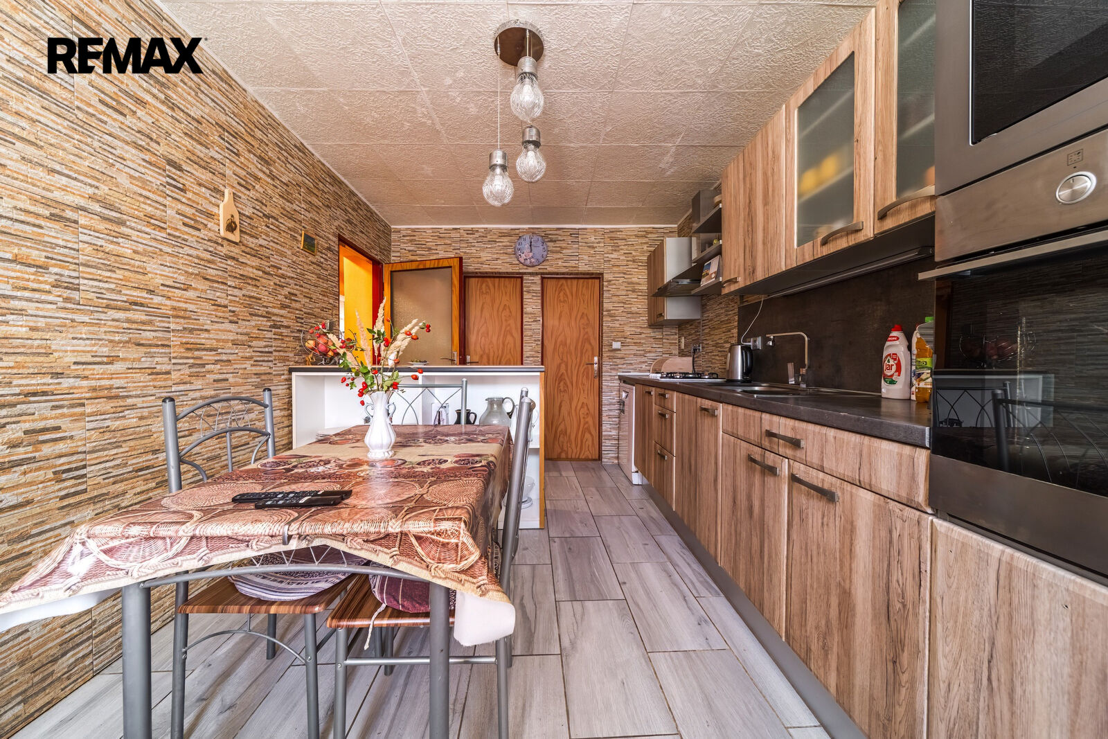 Prodej domu, 280 m2, Vémyslice