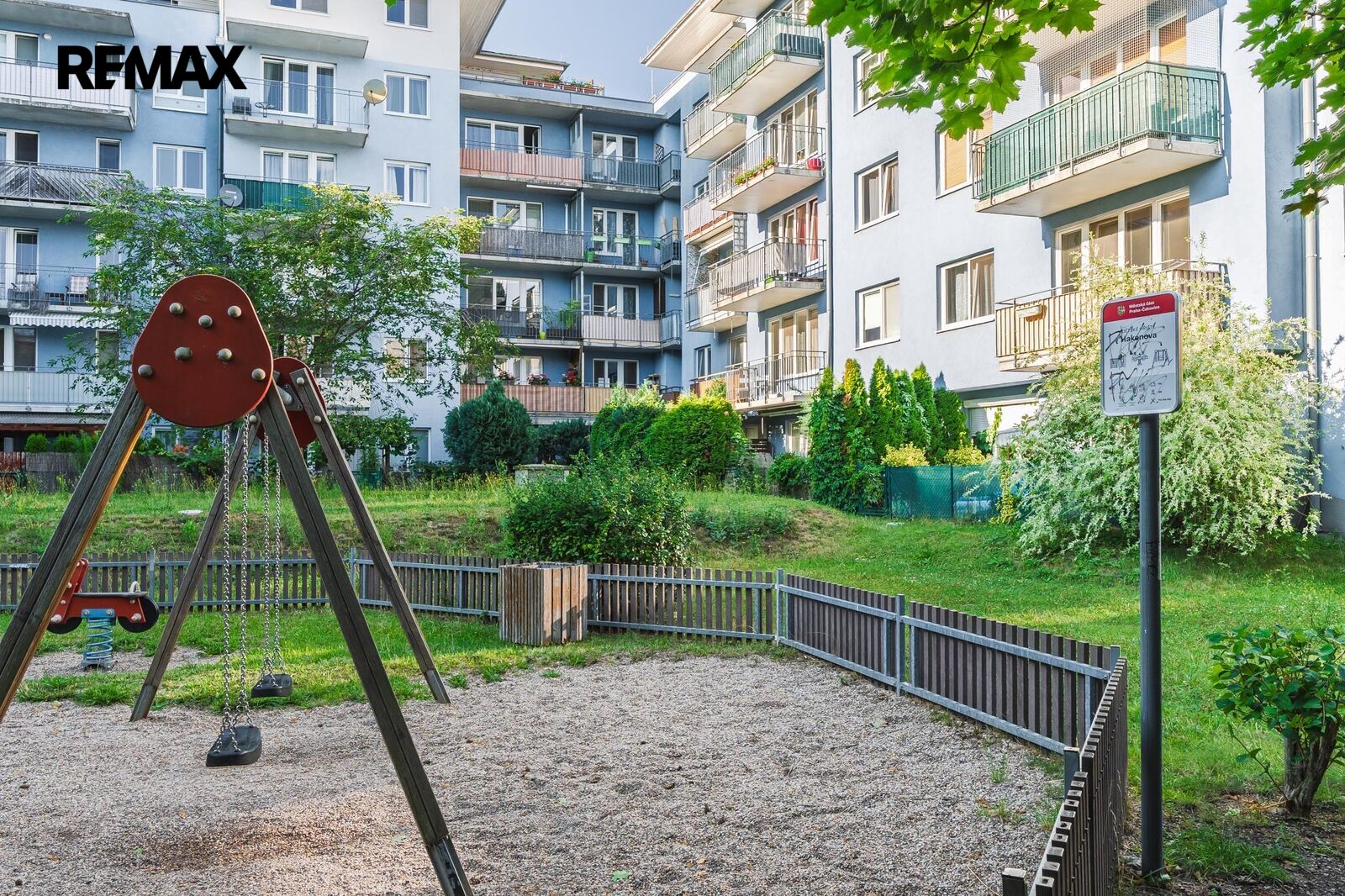 Pronájem bytu 3+kk, 75 m2, Praha