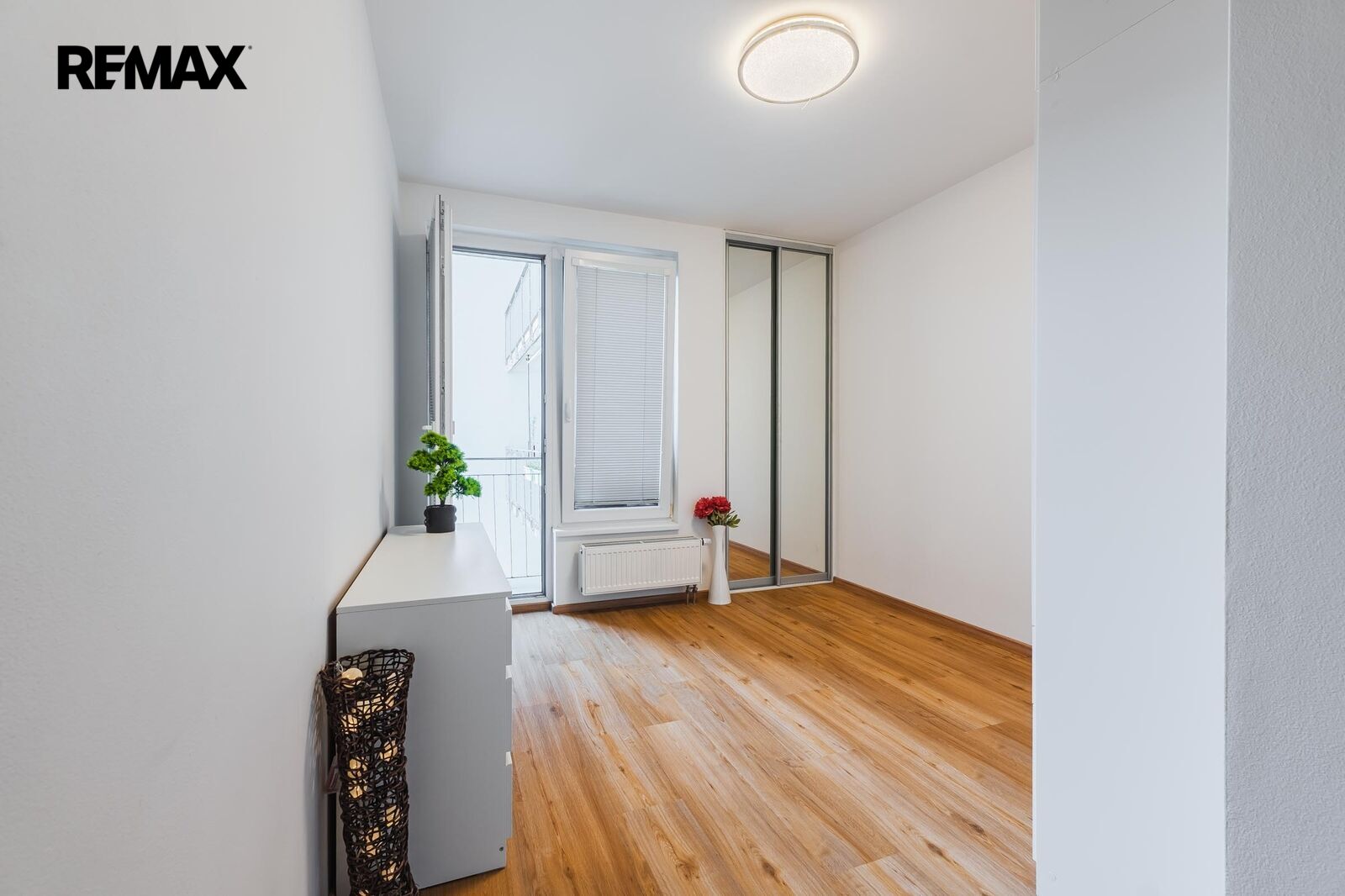 Pronájem bytu 3+kk, 75 m2, Praha