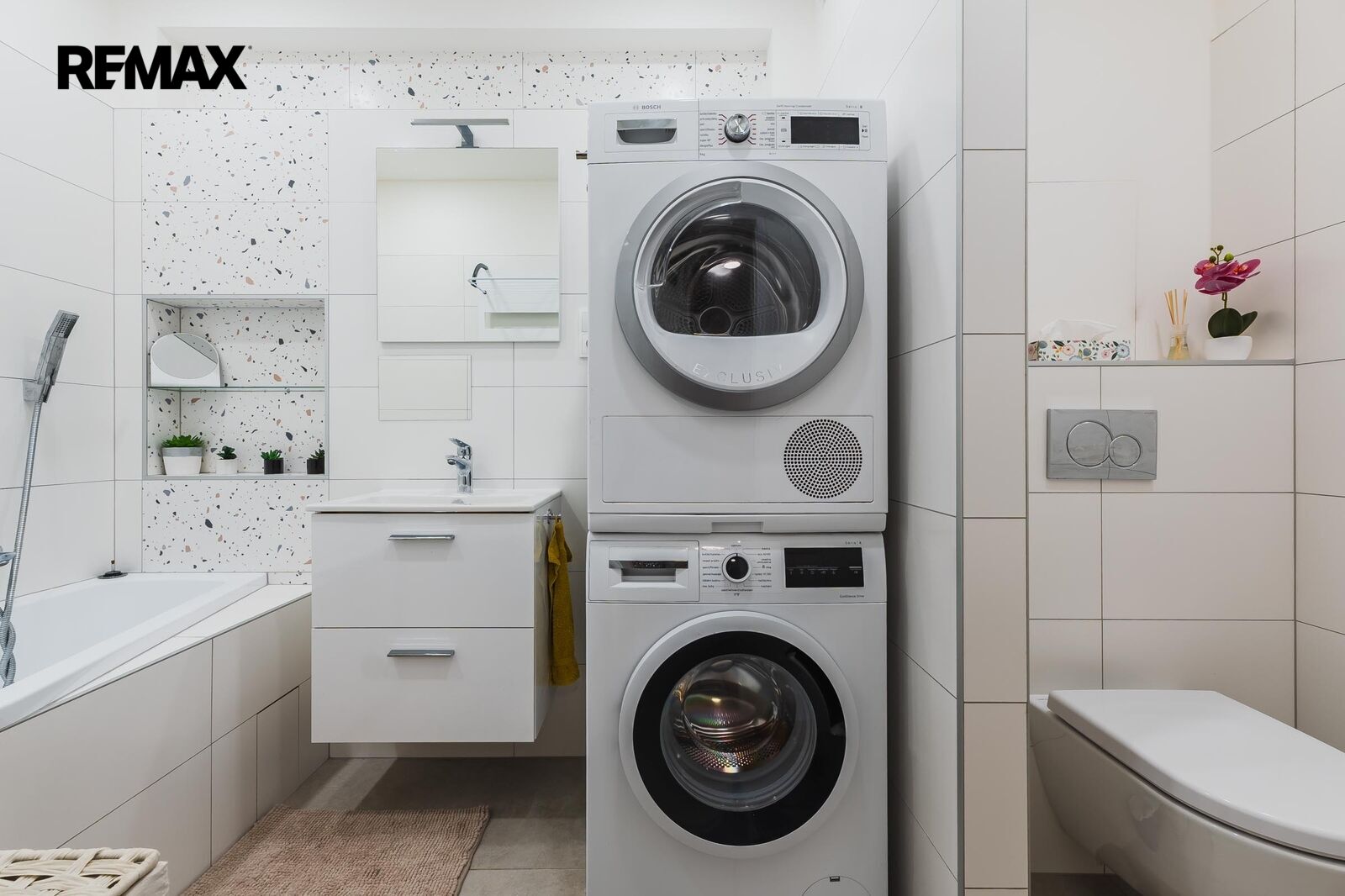 Pronájem bytu 3+kk, 75 m2, Praha