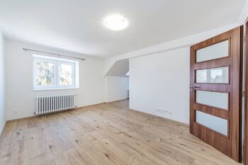 Pronájem bytu 2+kk v osobním vlastnictví, 48 m2, Říčany